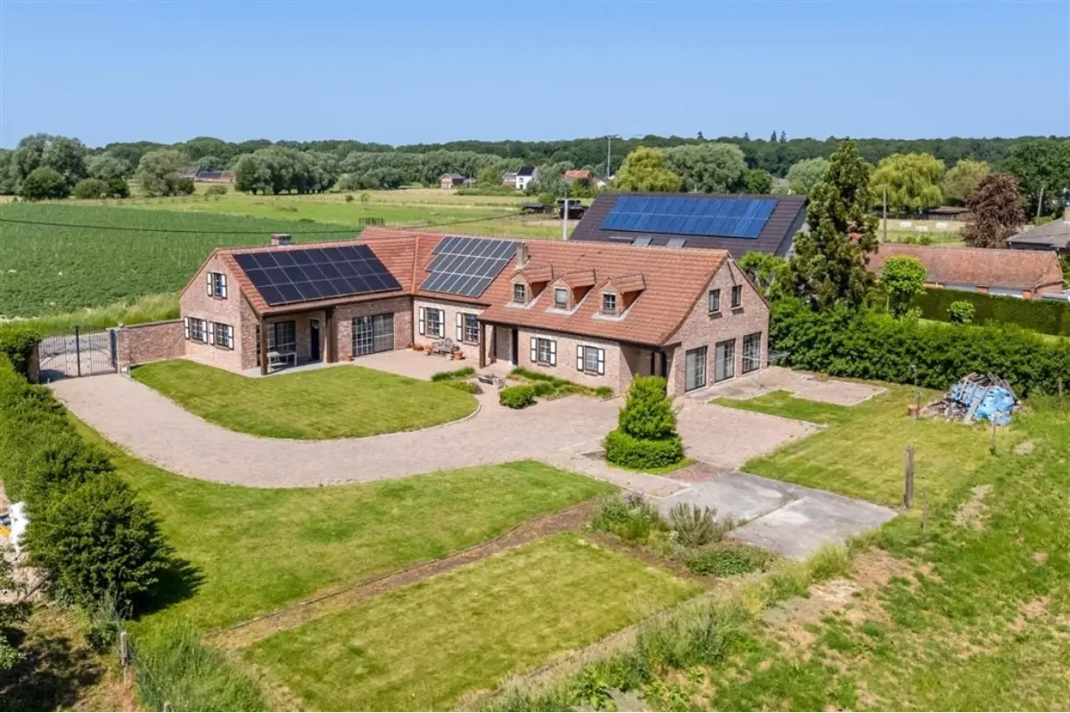 Huis te  koop in Merchtem 1785 750000.00€ 3 slaapkamers 522.00m² - Zoekertje 808023
