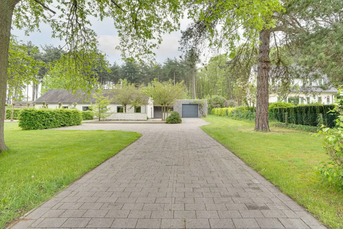 Maison à louer à Molenstede 3294 1900.00€ 4 chambres 245.00m² - Annonce 808663