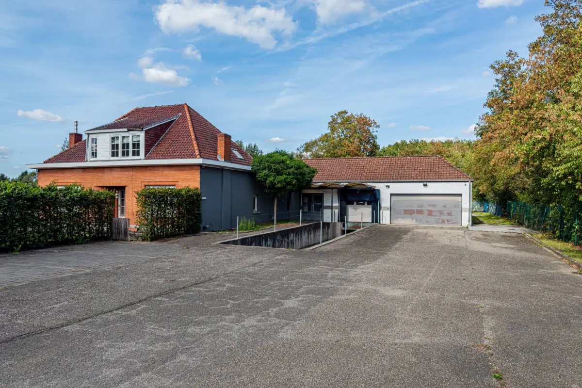 Huis te  koop in Hofstade 1981 600000.00€ 4 slaapkamers m² - Zoekertje 810872