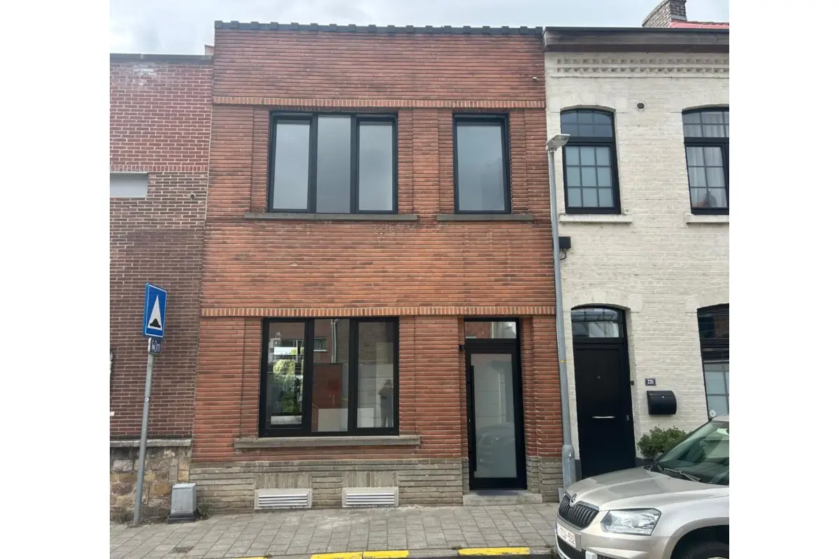 Huis te  koop in Tienen 3300 359000.00€ 3 slaapkamers 148.00m² - Zoekertje 812082