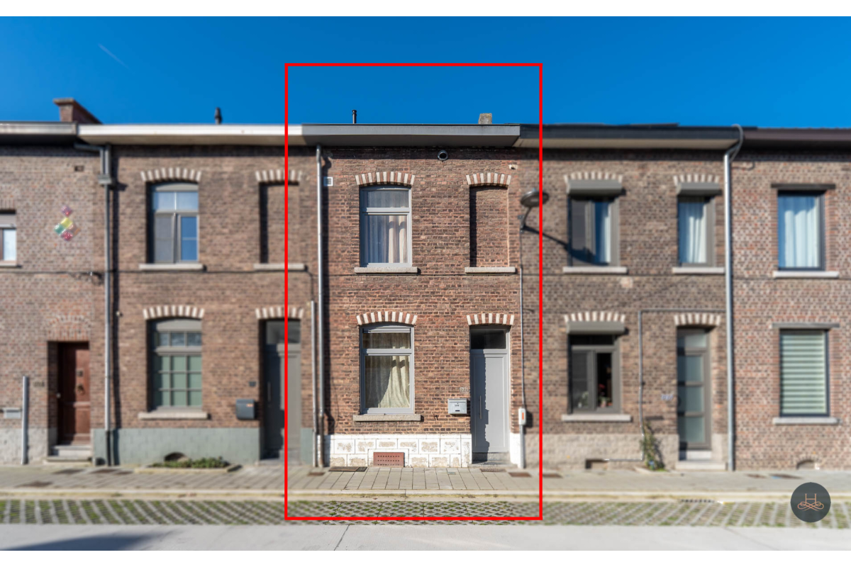 Huis te  koop in Tienen 3300 285000.00€ 3 slaapkamers 144.00m² - Zoekertje 813312