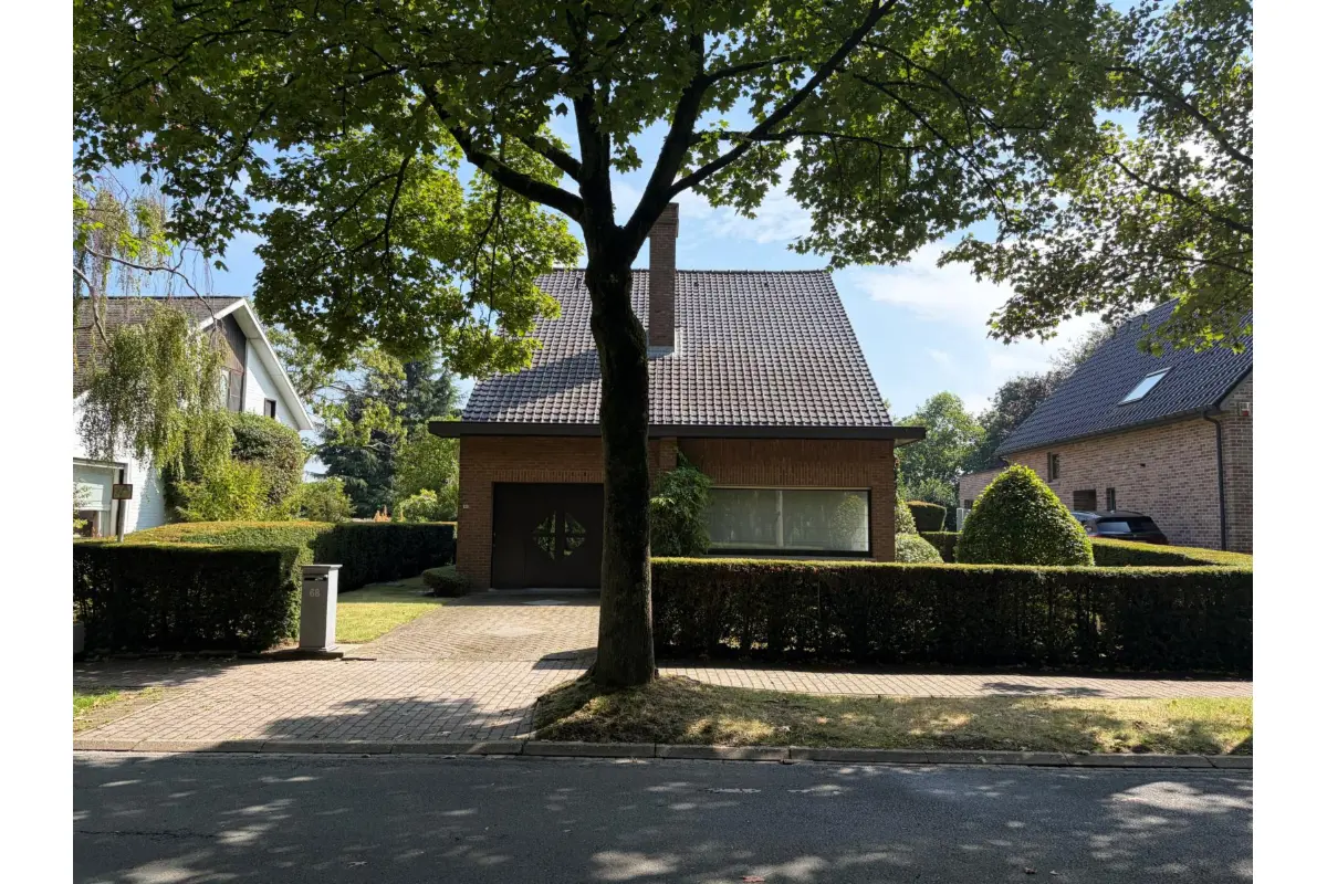 Huis te  huur in Machelen 1830 2200.00€ 3 slaapkamers 258.00m² - Zoekertje 813470