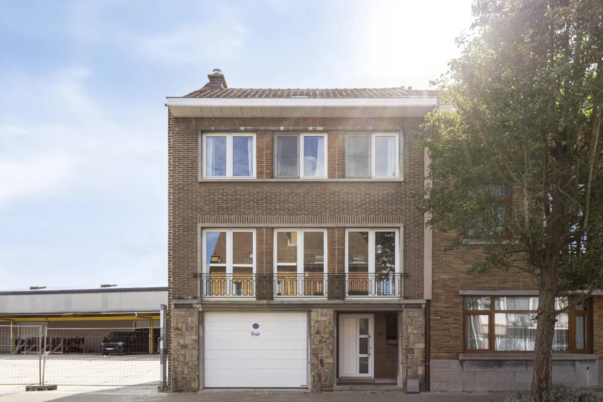 Maison à vendre à Leeuw-Saint-Pierre 1600 465000.00€ 5 chambres 170.00m² - Annonce 817401