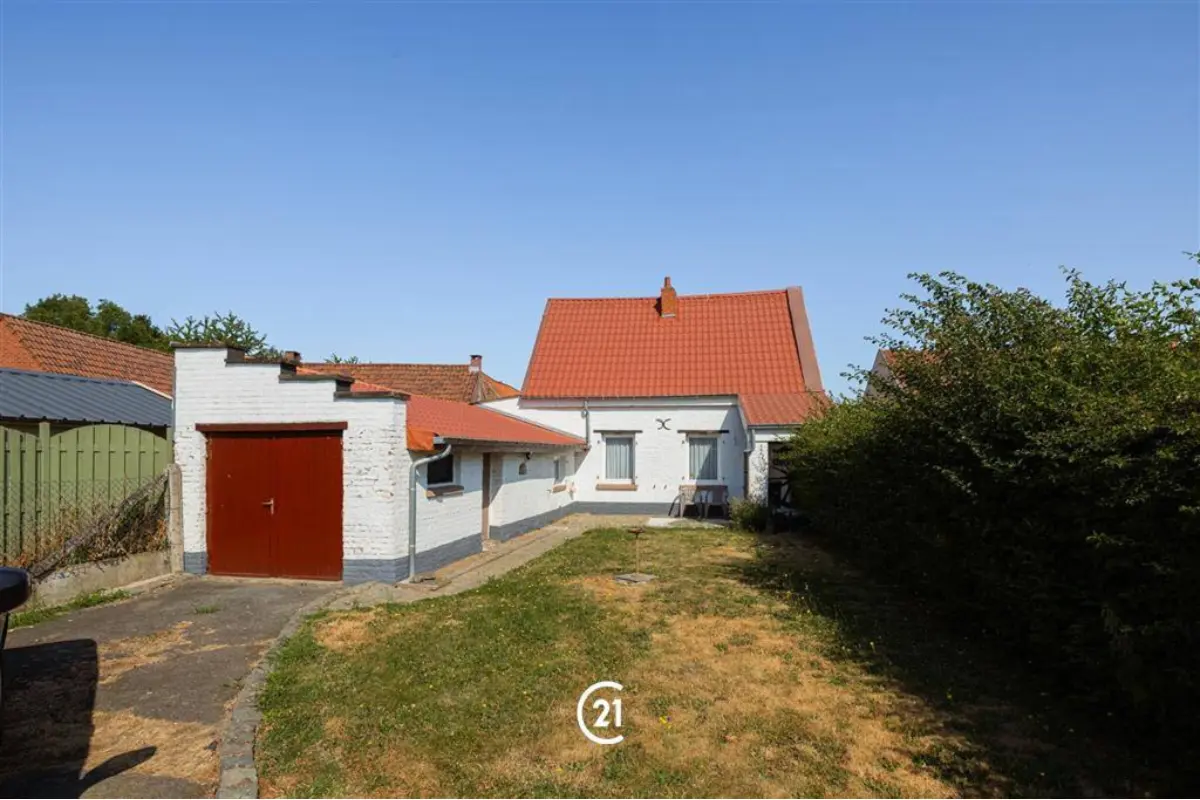 Huis te  koop in Sint-Pieters-Kapelle 1541 235000.00€ 2 slaapkamers 81.00m² - Zoekertje 818397