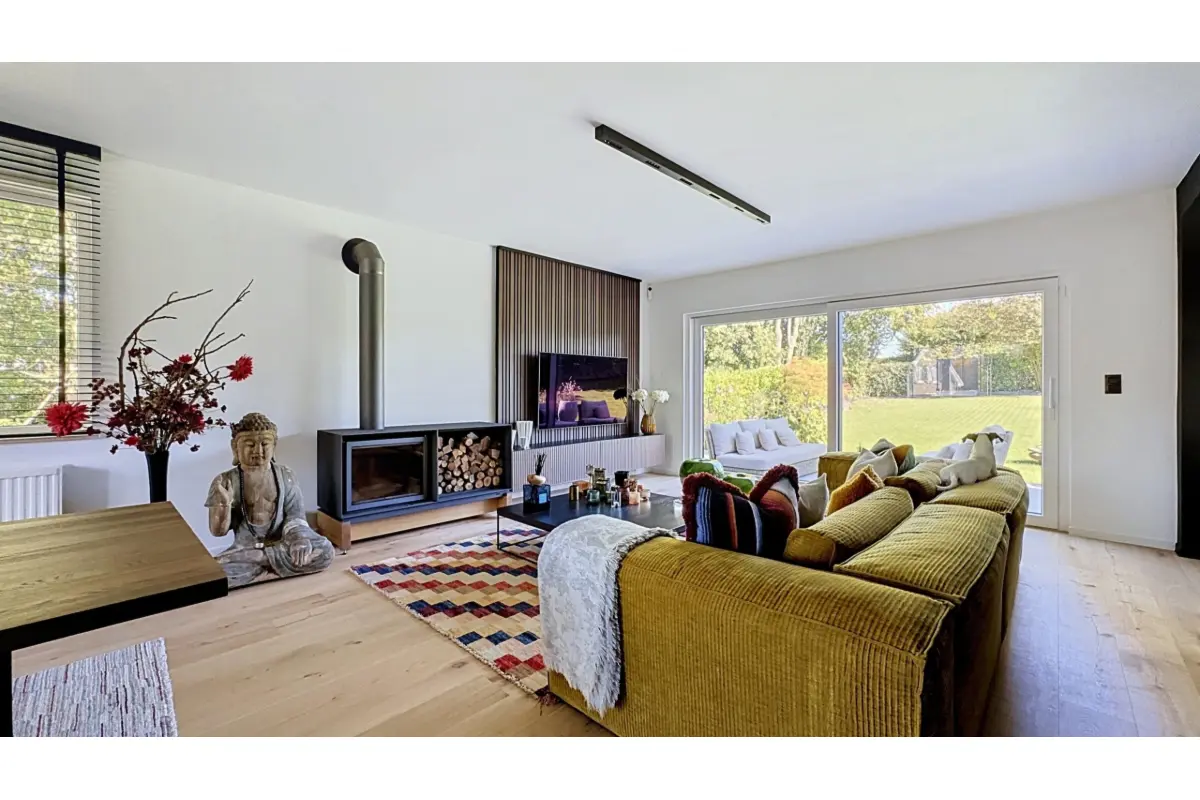 Maison à louer à Rhode-Saint-Genese 1640 3950.00€ 4 chambres 285.00m² - Annonce 818585
