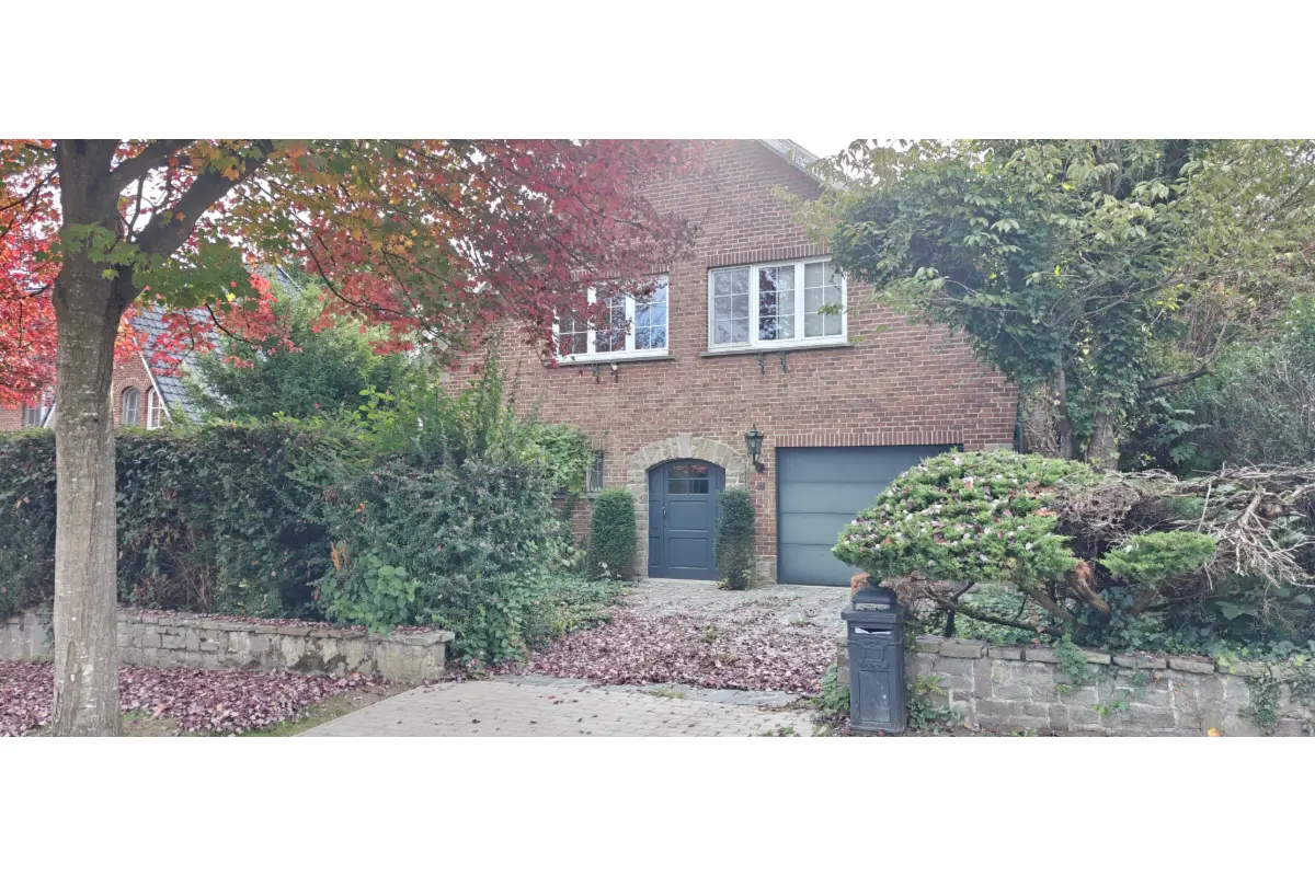 Maison à vendre à Dilbeek 1700 315000.00€ 5 chambres 239.00m² - Annonce 819582