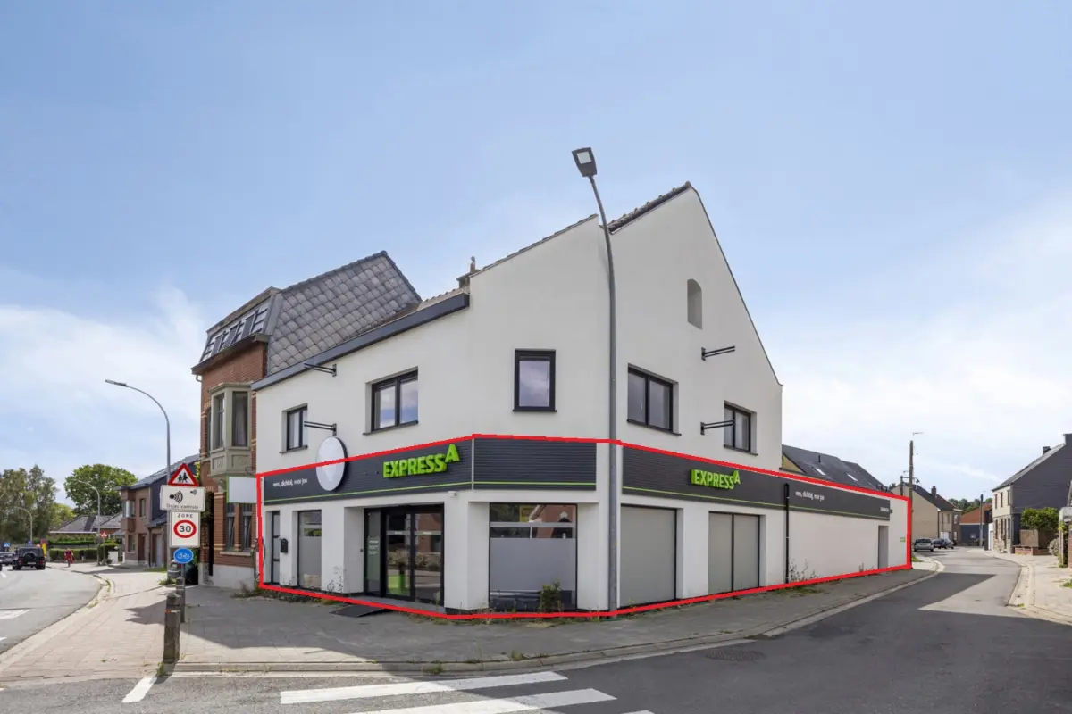 Huis te  koop in Asse 1730 450000.00€  slaapkamers 217.00m² - Zoekertje 820580
