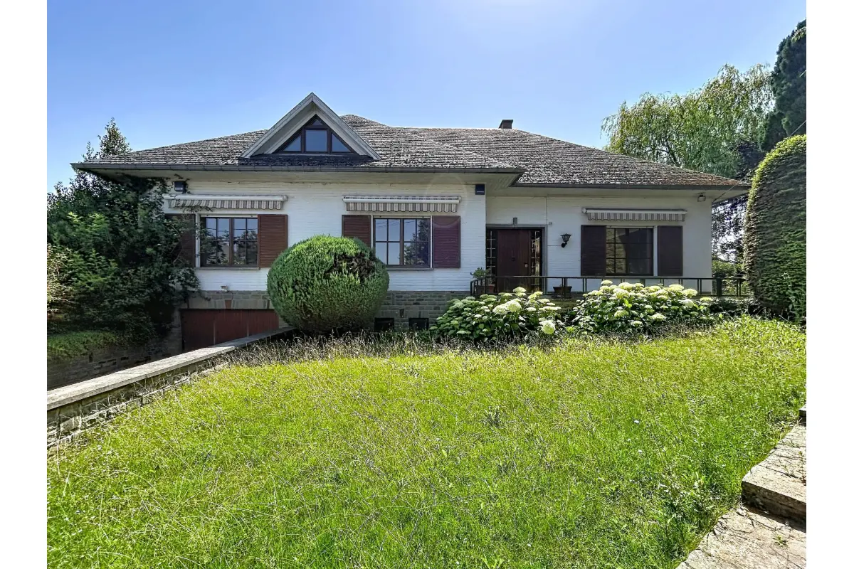 Maison à louer à Orp-Jauche 1350 1400.00€ 6 chambres 210.00m² - Annonce 820872