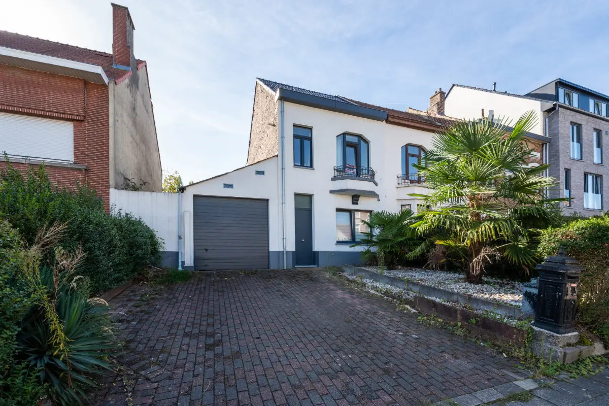 Huis te  koop in Sint-Stevens-Woluwe 1932 575000.00€ 3 slaapkamers 144.00m² - Zoekertje 821268