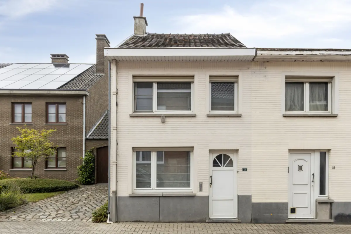 Huis te  koop in Asse 1730 265000.00€ 3 slaapkamers 95.00m² - Zoekertje 823648