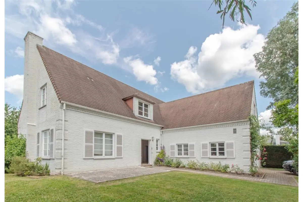 Maison à louer à Waterloo 1410 3950.00€ 4 chambres 286.00m² - Annonce 824327