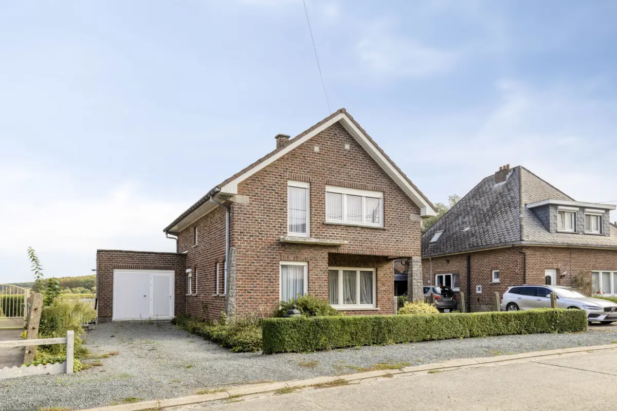 Huis te  koop in Asse 1730 439000.00€ 3 slaapkamers 195.00m² - Zoekertje 824669