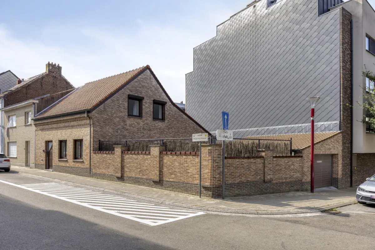 Huis te  koop in Asse 1730 374950.00€ 3 slaapkamers 141.00m² - Zoekertje 824593