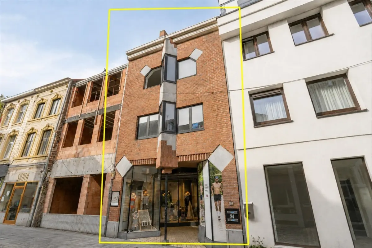 Huis te  koop in Hal 1500 415000.00€  slaapkamers m² - Zoekertje 827671