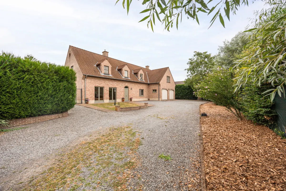 Huis te  koop in Hever 3191 875000.00€ 7 slaapkamers 402.00m² - Zoekertje 827956